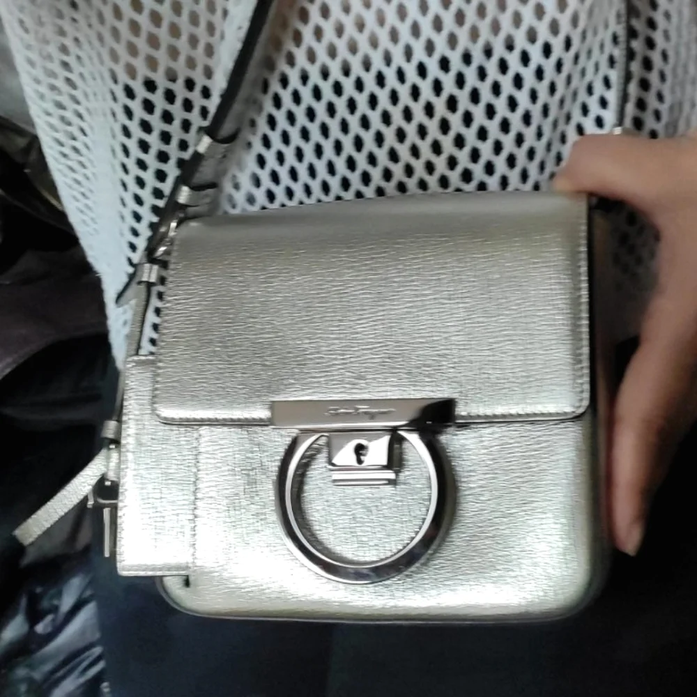Salvatore Ferragamo Metallic Silver Leather Shoulder Grancini Flap Mini …